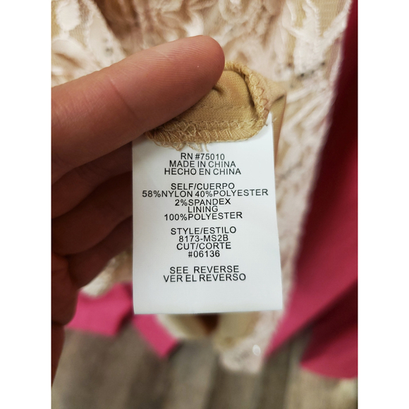 Pink Rose Lace Dress w/ Sparkle Waist – Open Back – Size 5 Juniors - Picture 6 of 6